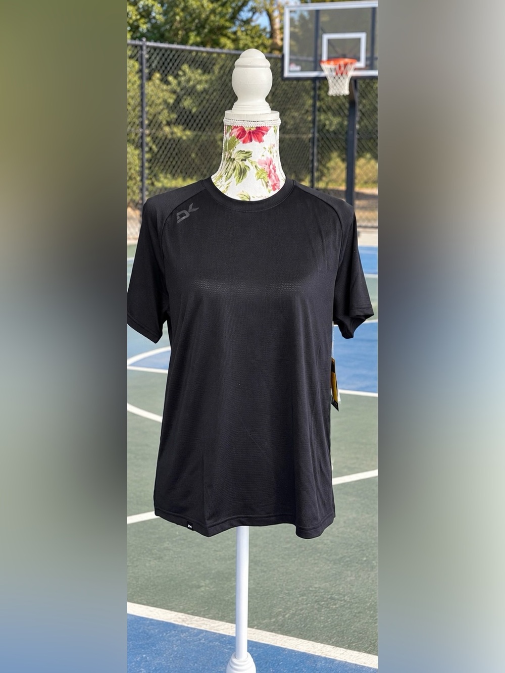 Dakine Syncline Women’s Bike Jersey Medium Black MTB Cycling Shirt NWT